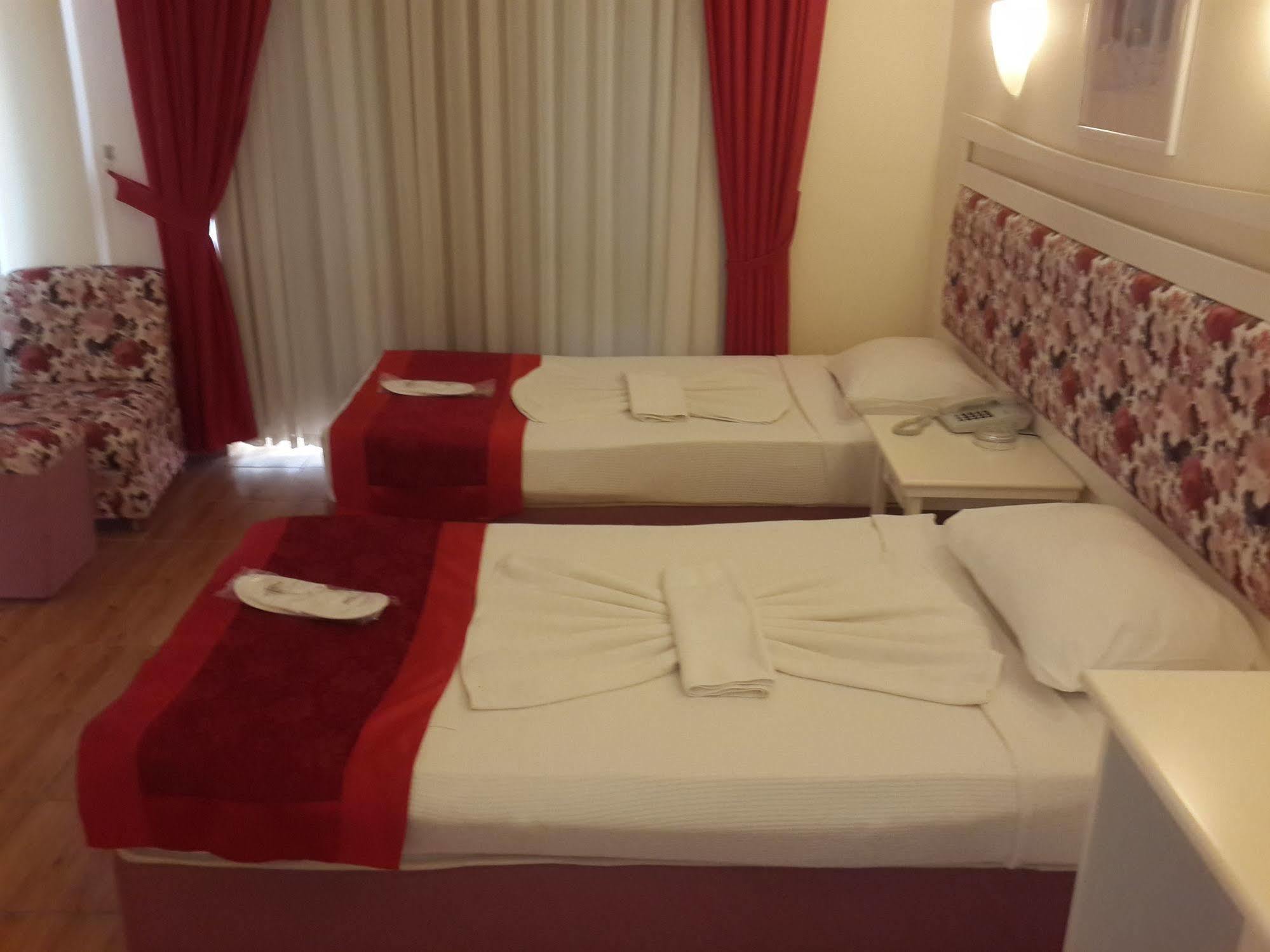 Xeno Hotels Club Mare カーギジャック エクステリア 写真