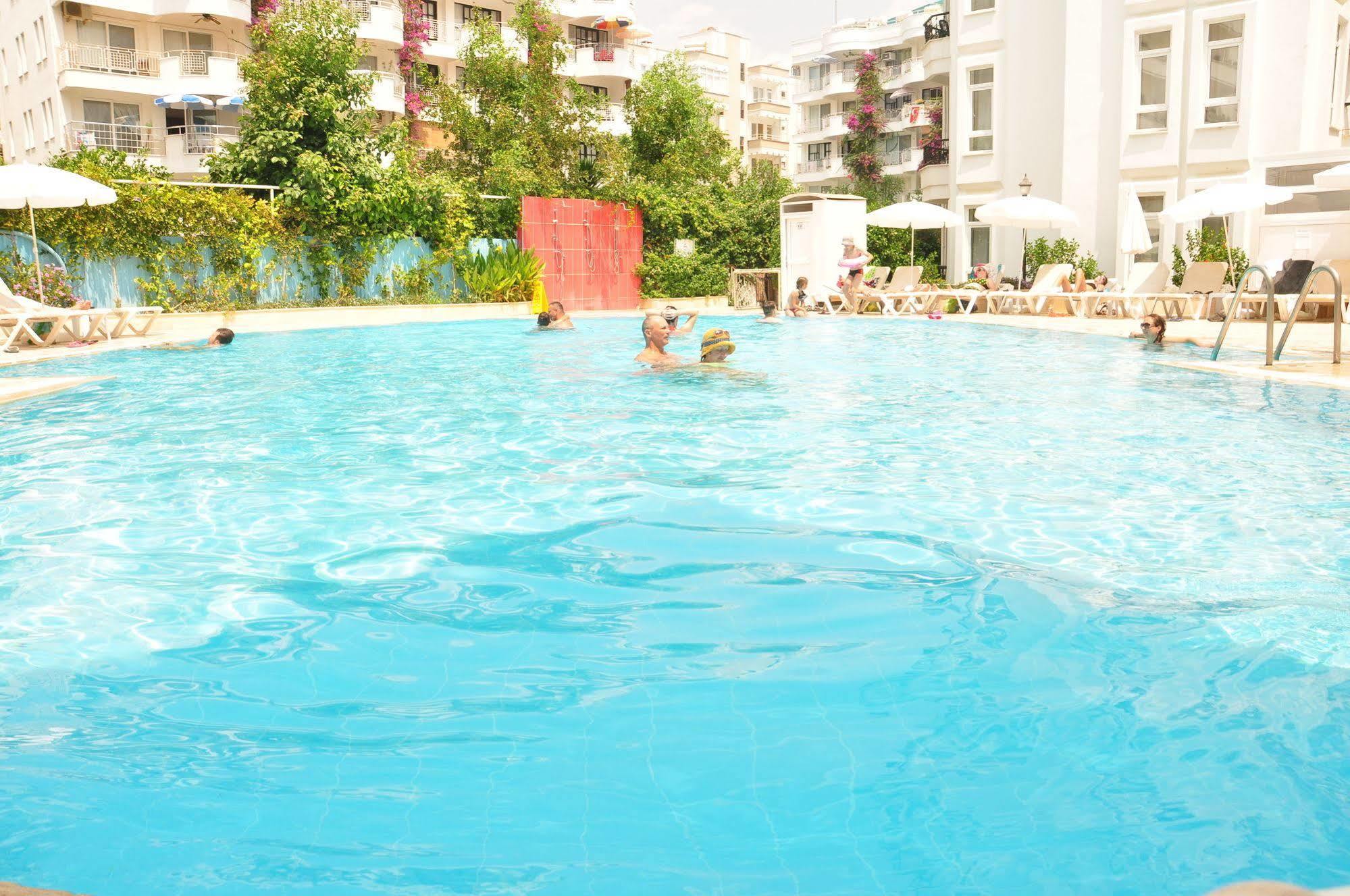 Xeno Hotels Club Mare カーギジャック エクステリア 写真